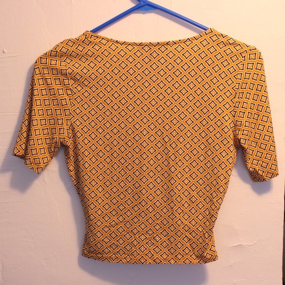 Patterned crop top - Picture 4 of 4